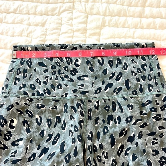 Varley Leopard Cheetah Print Leggings Small Gray Green Black White Animal Print - Picture 10 of 15